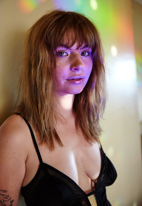 Willow Avalon model naked pics