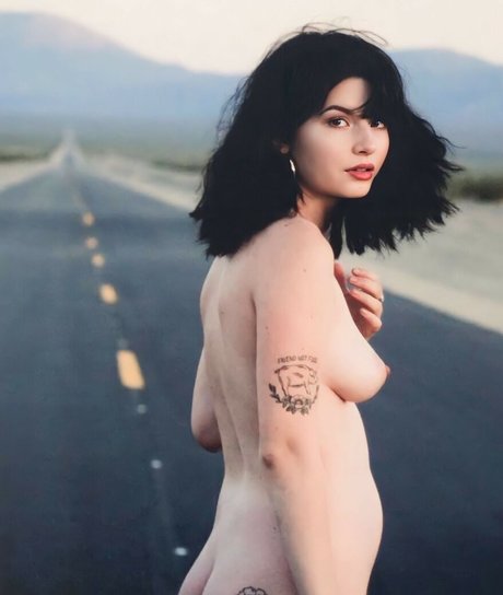 Willow Avalon star sexy archive