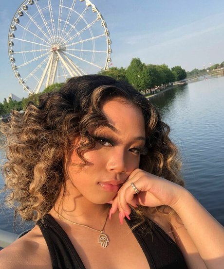 Thailiian bonita actriz archivo