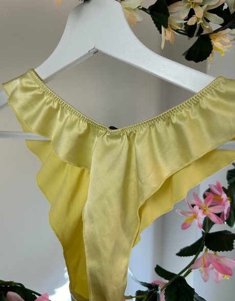 petitenikky estrella hd fotos