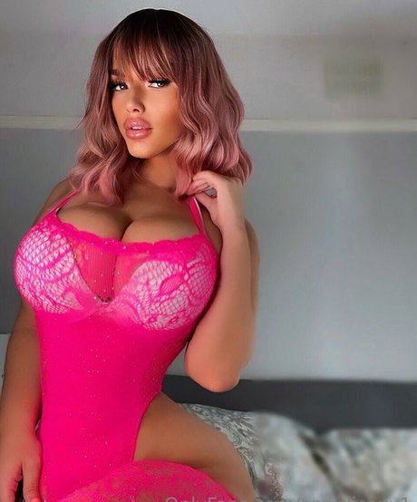 Angelica Sharpe star du porno de haute qualité images