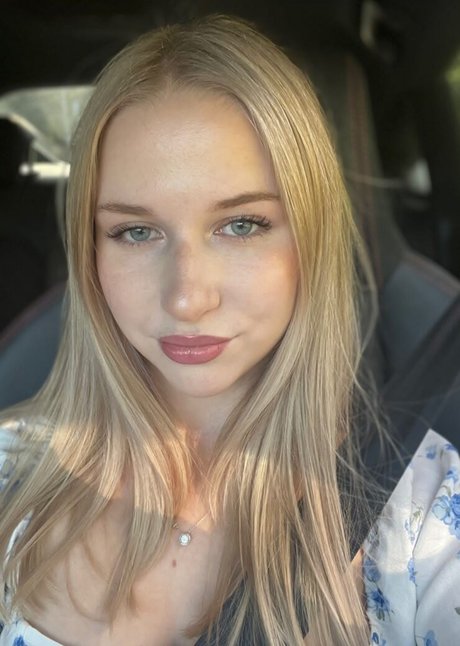 Carlottadre star pornographic images