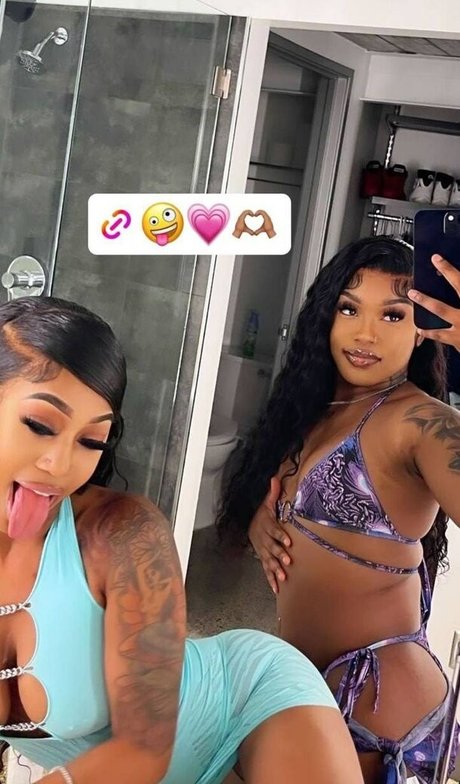 OfficialLadiiScorpio étoile chaude galeries