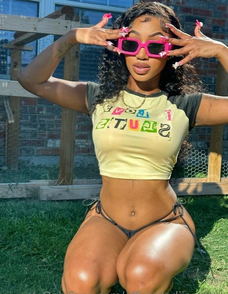 OfficialLadiiScorpio actriz libre recopilación