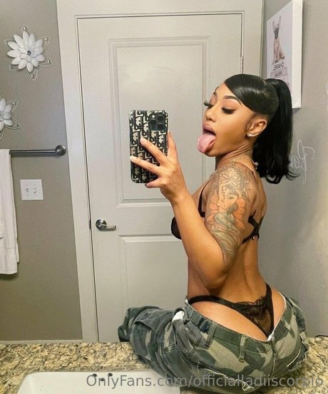 OfficialLadiiScorpio belle étoile photos