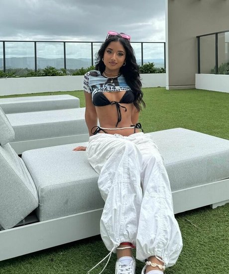 itsparvathik sexy star photo