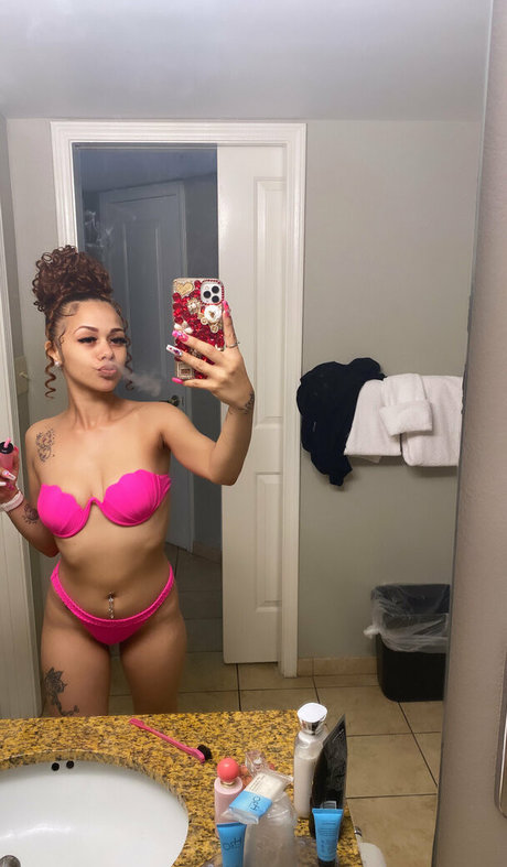 shinedadime xxx pornstar image