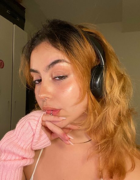ucanthandlemia2 0 star nudes pics