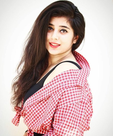 Apoorva Bhalla star nudes img