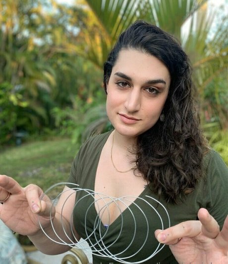 jewelsbyjules modelo desnudo galería