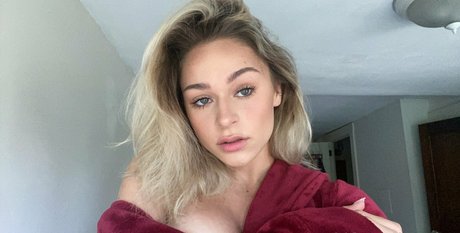 taviathevix sexo estrella imagen