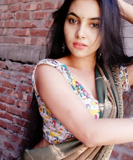 Aarohi Verma star top picture