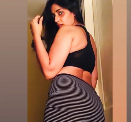 Vansheen Verma Sumbriya star du porno de haute qualité galeries