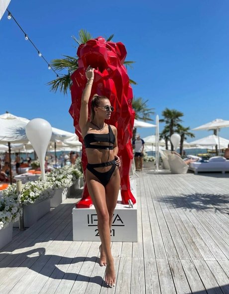 lilycatvip model pretty images