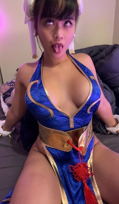 asian eye modèle érotique galerie