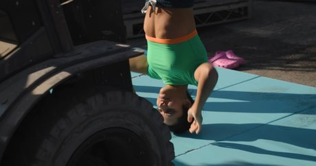 Michelle Khare modelo hd archivo