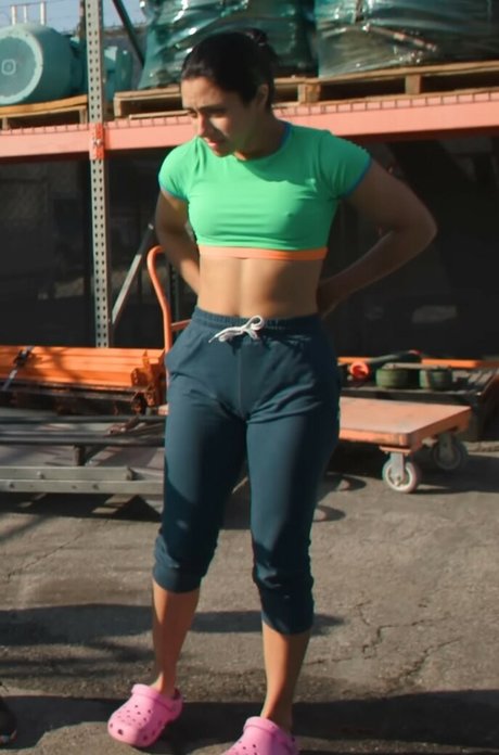 Michelle Khare belle actrice photos