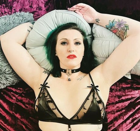 Curious Creature erotic actress photo