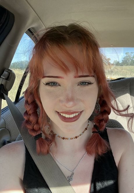 Tora Love actriz porno foto