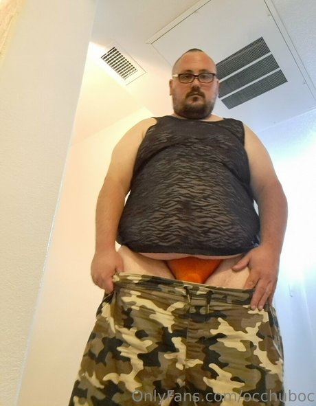 occhuboc nude model gallery