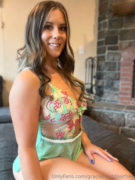 gracienextdoorfree estrella adulta fotos