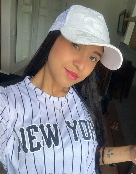 sarahlopez1 modelo bonita foto