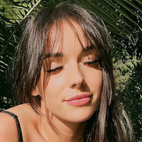 Lily Jade star beautiful pic