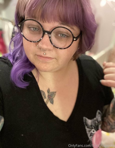 thicc n spooky actrice porno photos