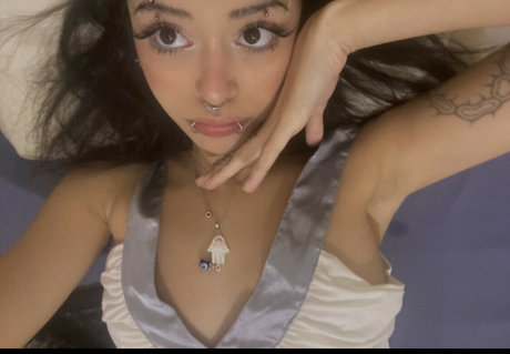 Irisblazed pornstar beautiful photo