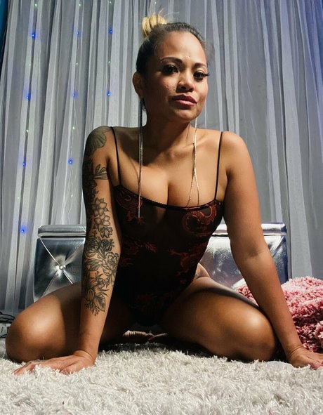 kristarayne actriz caliente galería