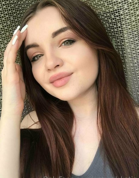 natural katie belle actrice galerie