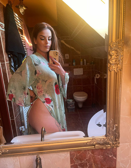 katebran star du porno exclusive des photos