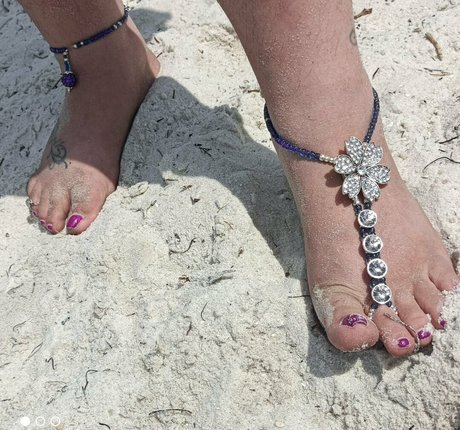 carrotcaketoots jolie actrice img