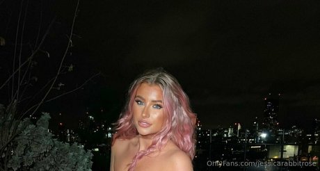 jessicarabbitrose étoile hd des photos