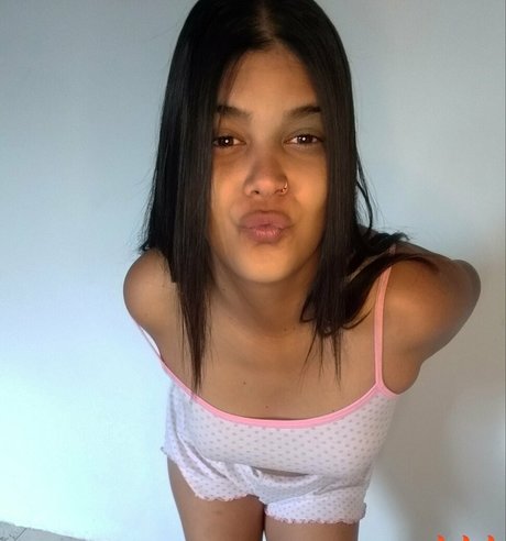 sofia only18 porn star img