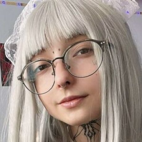 Cyberkirra top model photo