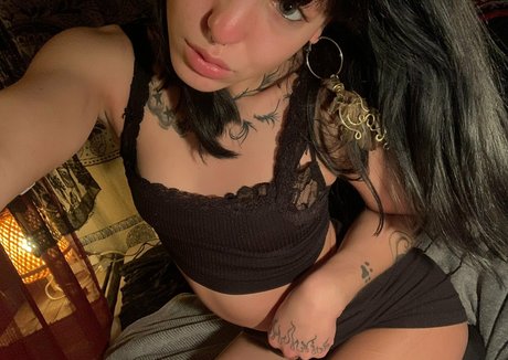 allyalden étoile de l'art galeries