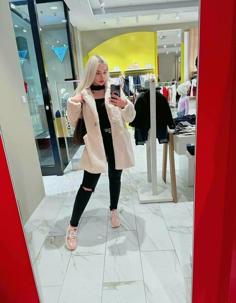 misss sandra vip haut étoile galeries