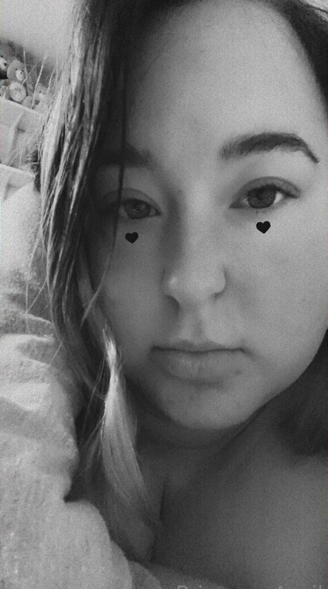 OnlyFans de naine noire art érotique galerie