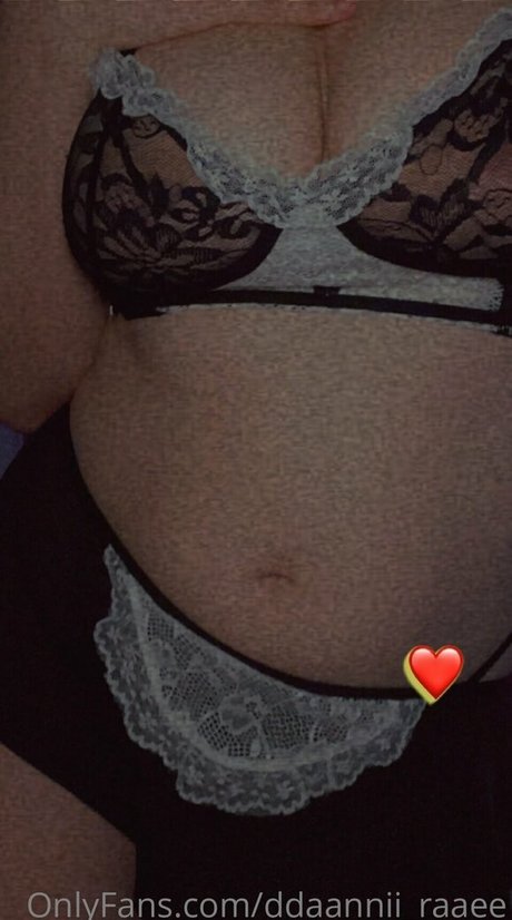 cute asian onlyfans hd picture