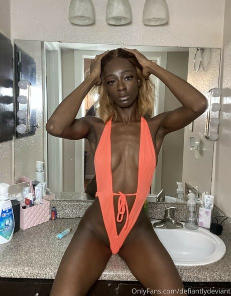 defiantlydeviant nudes pornstar image