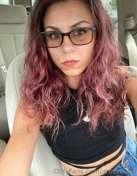 amaze me modelo desnudos galerías