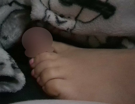lilymariefeet model xxx gallery