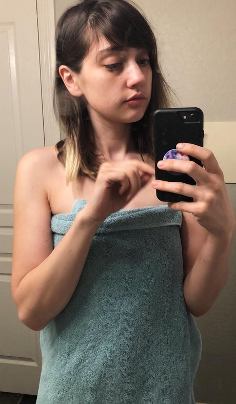 cucumberbutcooler desnudos estrella galería