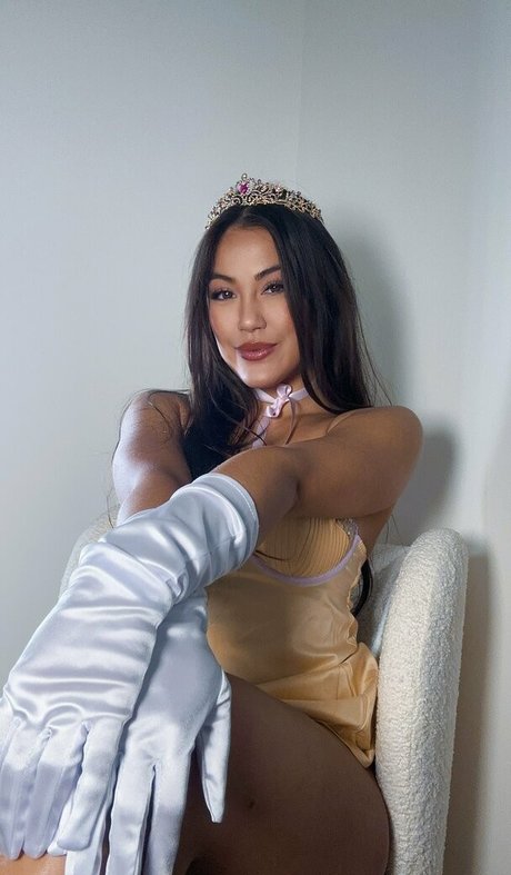 kendraspade modèle sympa des photos