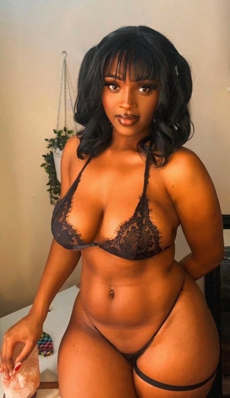 EtherealErykah pornographic model pictures