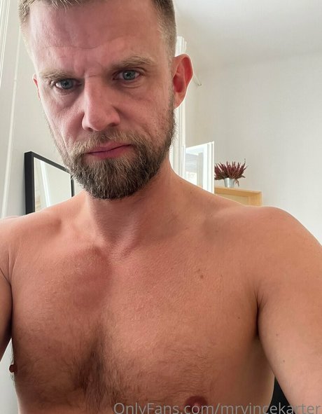 mrvincekarter estrella caliente foto