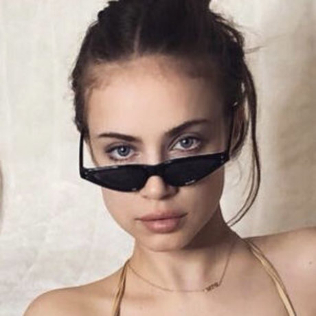 Xenia Tchoumitcheva star top pic