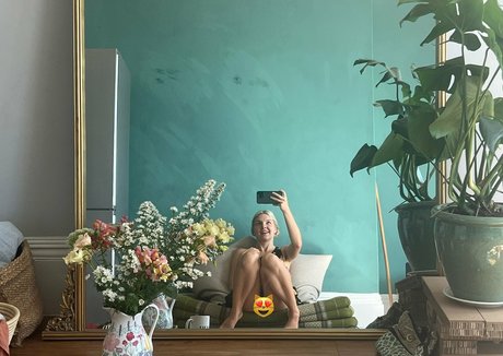 mischa teases estrella porno de arte imagen