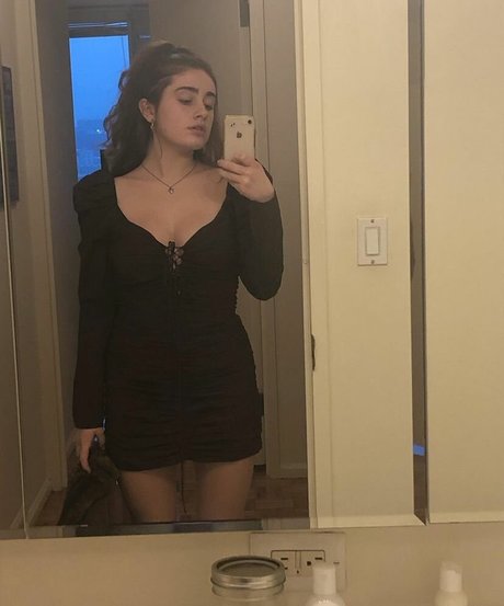 Rachel Sennott étoile xxx photo